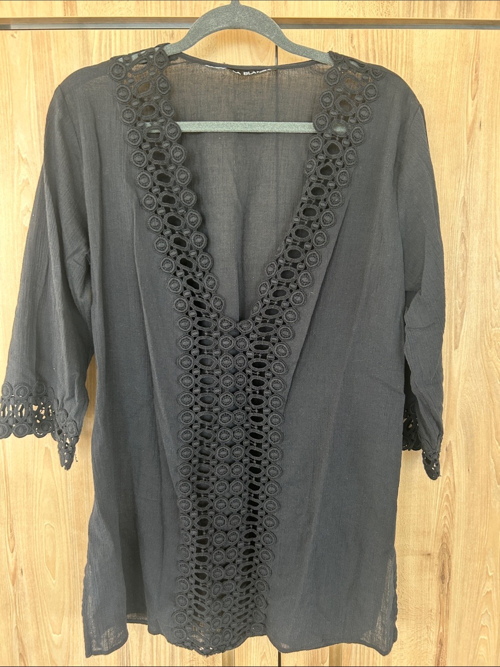 La Blanca Cover-up Tunic women’s Medium Black